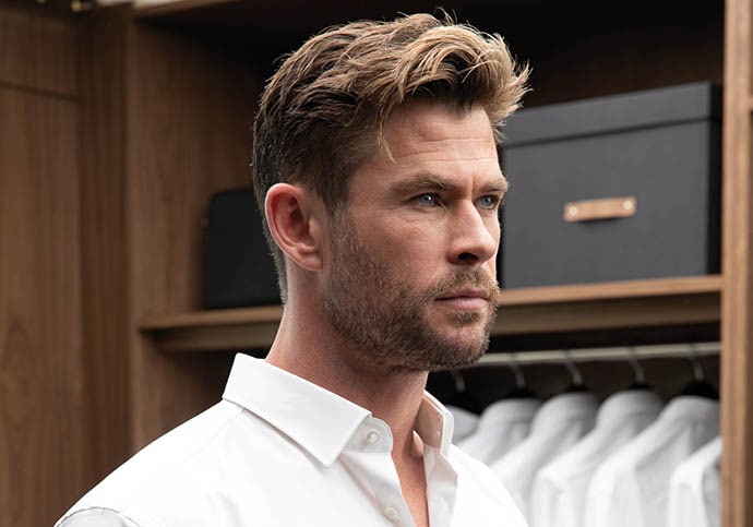 Chris hemsworth pub boss clearance